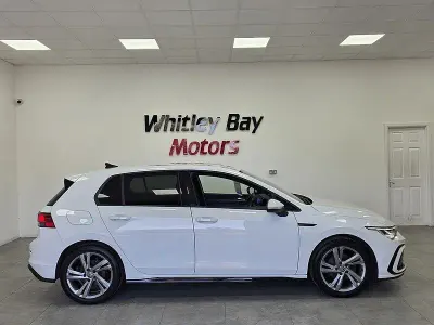 Used VW Golf VIII R-line 130 HP (95 kW) 2022 White Hatchback