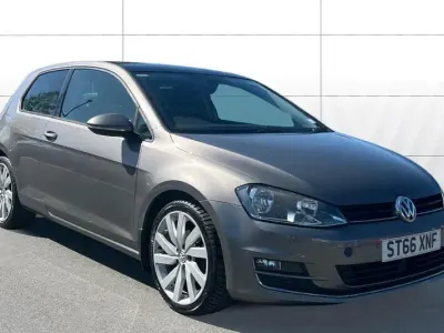 Usado VW Golf VII GT 150 HP (110 kW) 2017 Cinzento Citadino