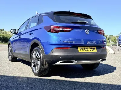 Used Vauxhall Grandland X Sport 128 HP (94 kW) 2019 Blue SUV