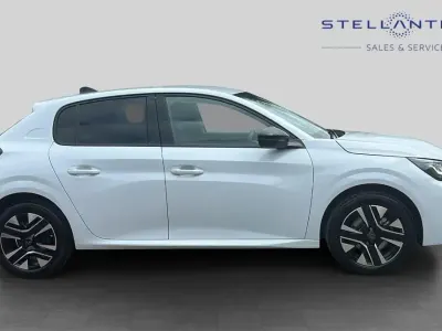 New Peugeot 208 Allure 99 HP (72 kW) 2026 White Hatchback