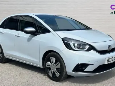 Used Honda Jazz Hybrid 109 HP (80 kW) 2020 White Hatchback