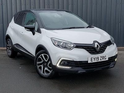 Used Renault Captur Iconic 90 HP (66 kW) 2019 White SUV