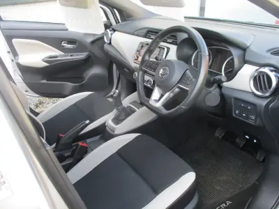 Begagnad Nissan Micra S 100 HK (73 kW) 2020 Silver Halvkombi