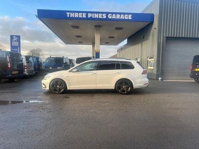 White Used 2018 VW Golf VII R Estate | £15,995 (Good price)