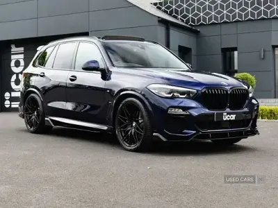 Begagnad BMW X5 M Sport 2021 Blå SUV