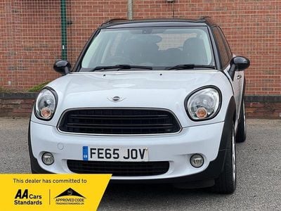 Used Mini Cooper D Business 2015 White Hatchback