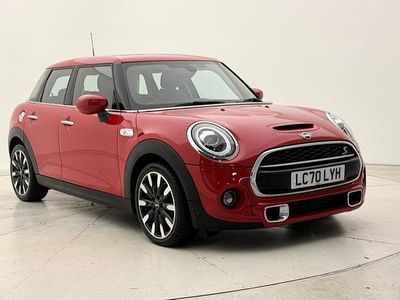 Usado Mini Cooper S Exclusive 189 HP (139 kW) 2020 Vermelho Citadino
