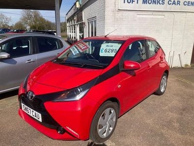 Used Toyota Aygo X-play 69 HP (50 kW) 2017 Red Hatchback