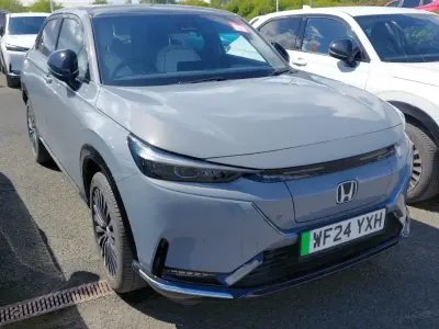Begagnad Honda e:Ny1 Advance 150 kW (204 HK) 2024 Grå SUV