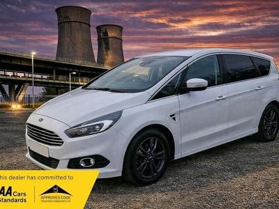 Used Ford S-MAX Titanium 180 HP (132 kW) 2017 White MPV