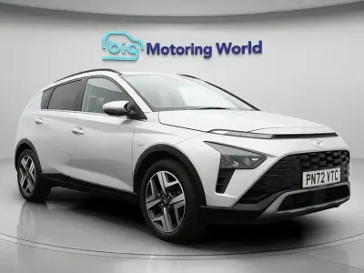 Używany Hyundai Bayon Premium 100 KM (73 kW) 2023 Szary SUV