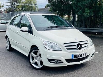 Mercedes B180