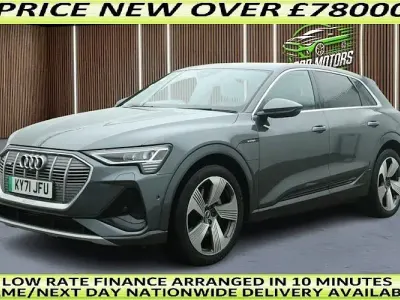 Usado Audi e-tron S-Line 300 kW (408 HP) 2021 Cinzento SUV