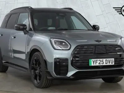 Używany Mini Countryman 147 kW (201 KM) 2025 Zielony SUV