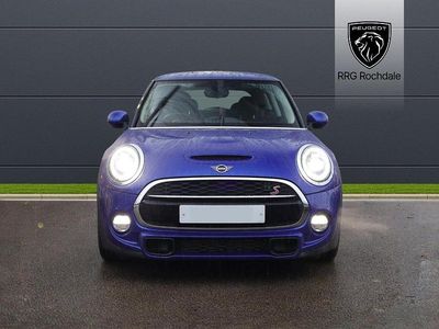 Blue Used 2019 Mini Cooper S Classic Hatchback | £15,299 (Good price)