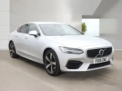 Usado Volvo S90 R-Design Pro 390 HP (286 kW) 2019 Prateado Sedan