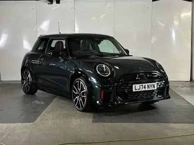 Begagnad Mini John Cooper Works Hatch 228 HK (167 kW) 2024 Grå Halvkombi