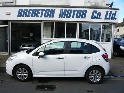 Used Citroën C3 PureTech 2015 White Hatchback