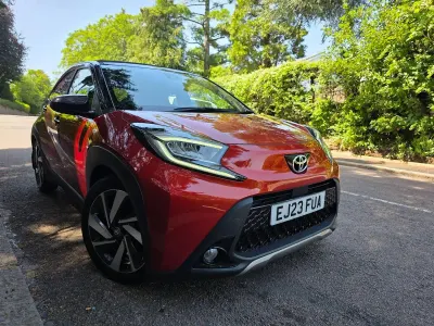 Used Toyota Aygo X 72 HP (52 kW) 2023 Red SUV