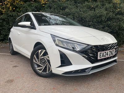 White Used 2024 Hyundai i20 Advanced Hatchback | £15,995 (Fair price)