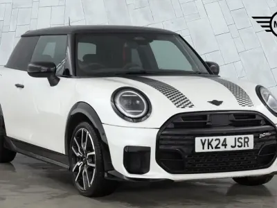 Begagnad Mini Cooper S Hatch 201 HK (147 kW) 2024 Vit Halvkombi