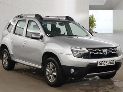 Used Dacia Duster Lauréate 110 HP (80 kW) 2016 Silver SUV