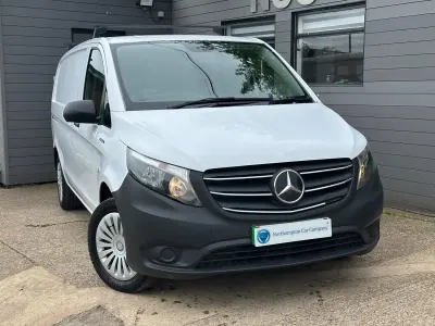 Używany Mercedes e-Vito 85 kW (116 KM) 2021 Biały Van