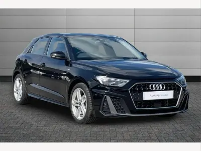 Usado Audi A1 S-Line 95 HP (69 kW) 2021 Preto SUV