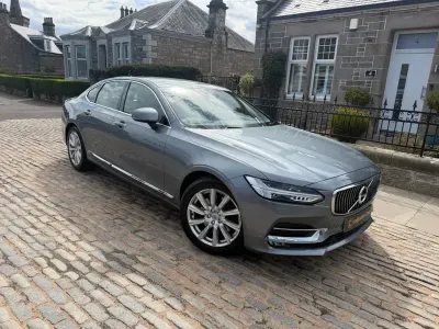 Usado Volvo S90 Inscription 190 HP (139 kW) 2017 Cinzento Sedan