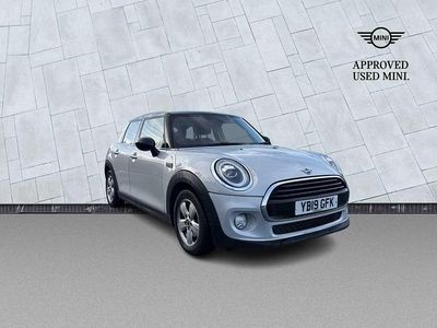 Silver Used 2019 Mini Cooper Classic Hatchback | £12,118 (Fair price)