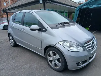 Usado Mercedes A160 Avantgarde 2012 Prateado Citadino