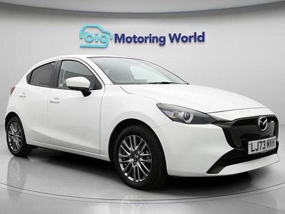 Begagnad Mazda 2 Exclusive-Line 90 HK (66 kW) 2024 Vit Halvkombi