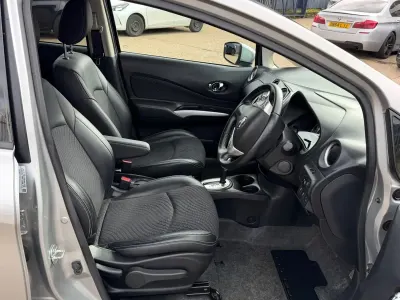 Używany Nissan Note S 2015 Srebrny Hatchback
