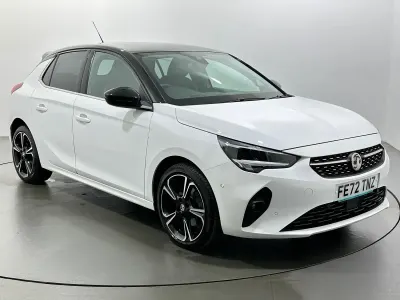 Used Vauxhall Corsa Edition 101 HP (74 kW) 2022 White Hatchback