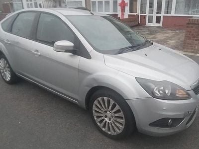 Silver Used 2009 Ford Focus Titanium Hatchback | £1,000 (Good price)