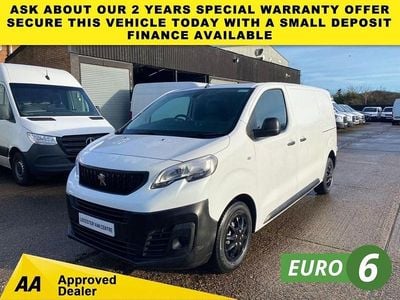 Used Peugeot Expert Premium 100 HP (73 kW) 2022 White Van