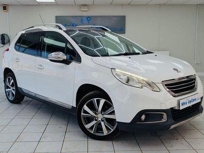 Usado Peugeot 2008 S 115 HP (84 kW) 2014 Branco SUV