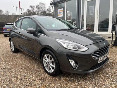 Used Ford Fiesta Zetec 100 HP (73 kW) 2018 Grey Hatchback