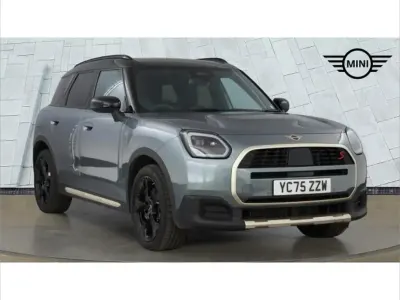 Used Mini Countryman Exclusive 214 HP (157 kW) 2025 Green SUV