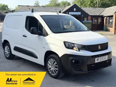 Used Peugeot Partner 131 HP (96 kW) 2021 White MPV
