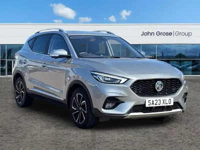 Używany MG ZS Exclusive 2023 Srebrny SUV