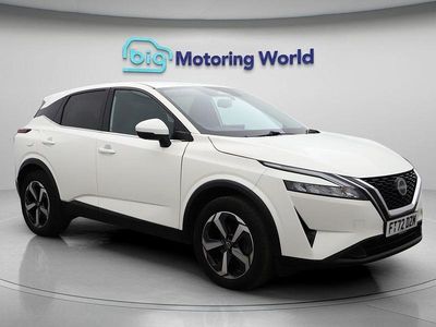 White Used 2023 Nissan Qashqai N-Connecta SUV | £18,300 (Fair price)