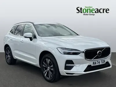 Used Volvo XC60 Core 250 HP (183 kW) 2024 White SUV