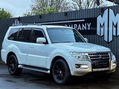 Used Mitsubishi Shogun 2015 White SUV