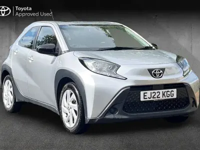 Used Toyota Aygo X PURE 71 HP (52 kW) 2022 Silver metallic SUV