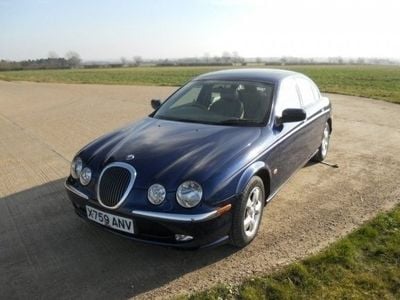 Used Jaguar S-Type S 240 HP (176 kW) 2000 Sedan