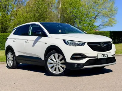 Używany Vauxhall Grandland X Elite 130 KM (95 kW) 2020 Biały SUV