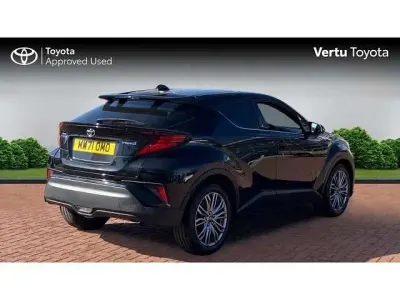Second-hand Toyota C-HR 122 CP (89 kW) 2021 Negru SUV