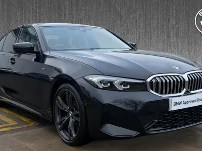 Begagnad BMW 320 M Sport 181 HK (133 kW) 2024 Svart
