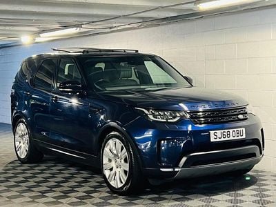 Blue Used 2018 Land Rover Discovery 5 HSE Luxury SUV | £20,989 (Fair price)